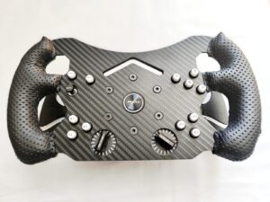 Volante Gridburn modelo McGT3 – PXN V12